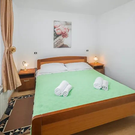 Apartments By The Sea Zambratija, Umag - 2557 Exterior photo