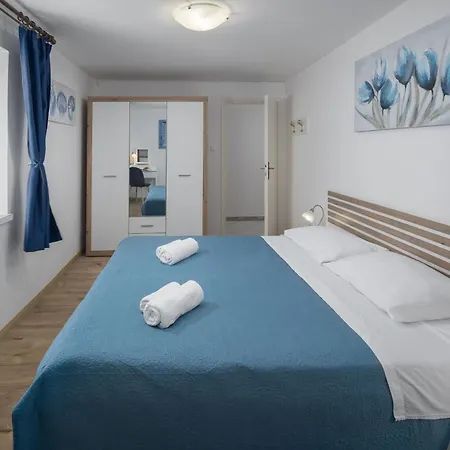 Apartments By The Sea Zambratija, Umag - 2557 Room photo