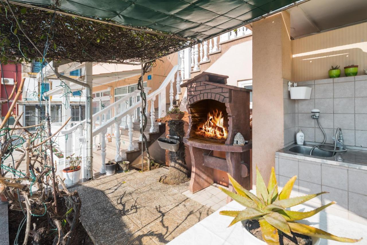 Apartments By The Sea Zambratija, Umag - 2557 Apartment *
