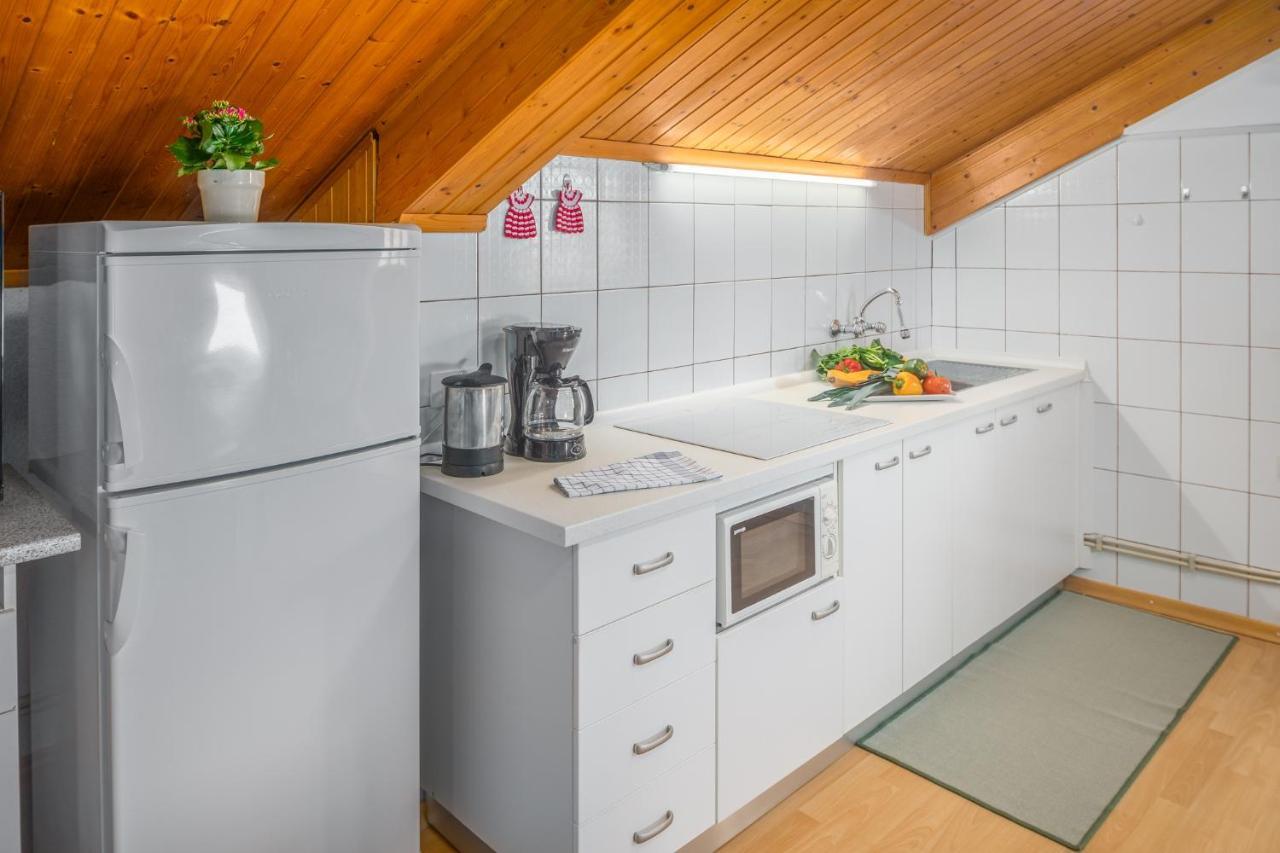 Apartments By The Sea Zambratija, Umag - 2557